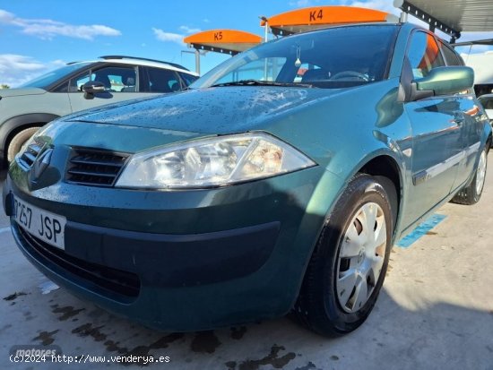 Renault Megane Confort Authentique 1.5DCI100 de 2004 con 246.100 Km por 1.200 EUR. en Malaga