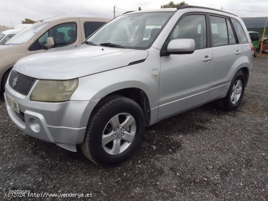 Suzuki Grand Vitara 1.9 DDIS 129 CV 5 PUERTAS. de 2006 con 350.000 Km por 6.500 EUR. en Murcia