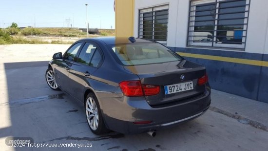 BMW Serie 3 320d Auto. de 2012 con 215.000 Km por 12.800 EUR. en Valencia