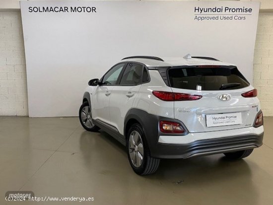 Hyundai Kona Electric 150KW STYLE 484 de 2020 con 13.730 Km por 36.900 EUR. en Barcelona