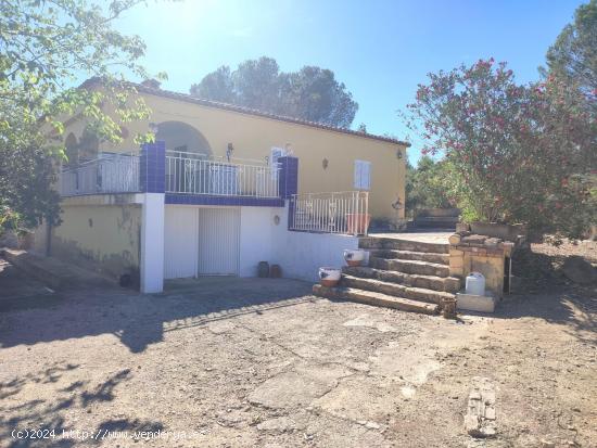 CASA DE CAMPO A LA VENTA EN GUADASSEQUIES, UBICADA EN ZONA TRANQUILA - VALENCIA