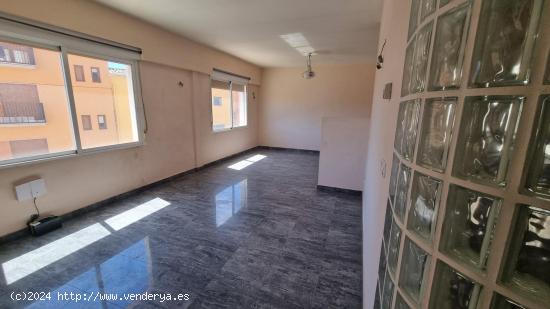 PISO EN VENTA DE TRES DORMITORIOS EN ALAGÓN. ZARAGOZA - ZARAGOZA