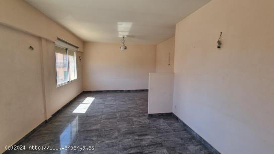 PISO EN VENTA DE TRES DORMITORIOS EN ALAGÓN. ZARAGOZA - ZARAGOZA