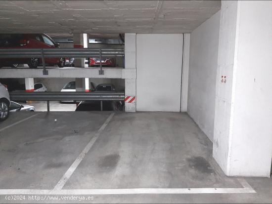  PARKING EN ALQUILER CARRER GRAN DE SANT ANDREU, 156 JUNTO CARRER DE ABAT ODÓ. (SANT ANDREU) - BARCE 