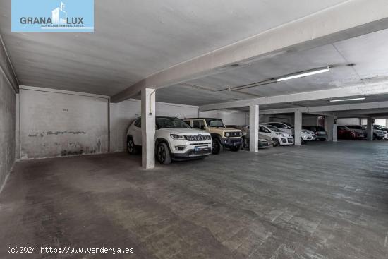 Dos Plazas de Garaje en Pleno Centro de Granada - GRANADA