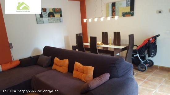 CHALET EN VENTA EN SAN FRONTIS - ZAMORA