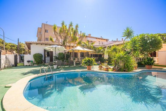 Chalet con piscina y apartamento de huespedes en Cala Rajada - BALEARES