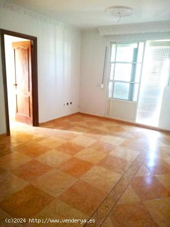 *PISO FINAN100%*GARAJE*TERRAZA*NEGOCIABLE*SIN GASTOS INMOB*BUEN ESTADO*VPO* - SEVILLA