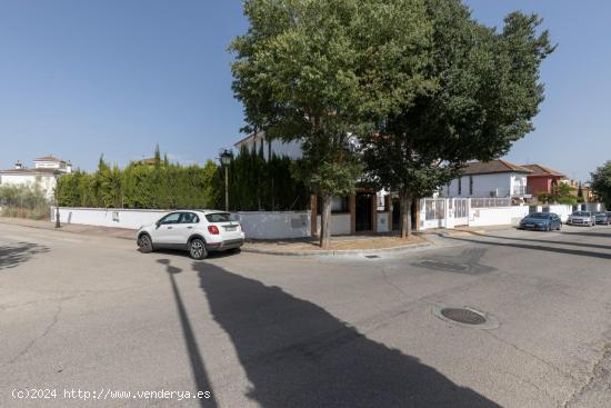 Preciosa casa en Llanos de Silva con piscina y amplio patio. - GRANADA