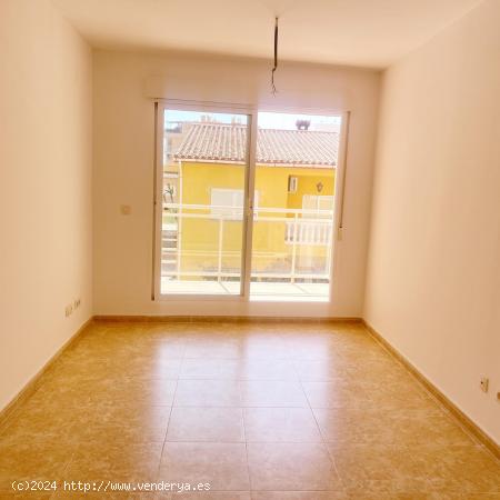 VENTA PISO OROPESA PUEBLO - CASTELLON