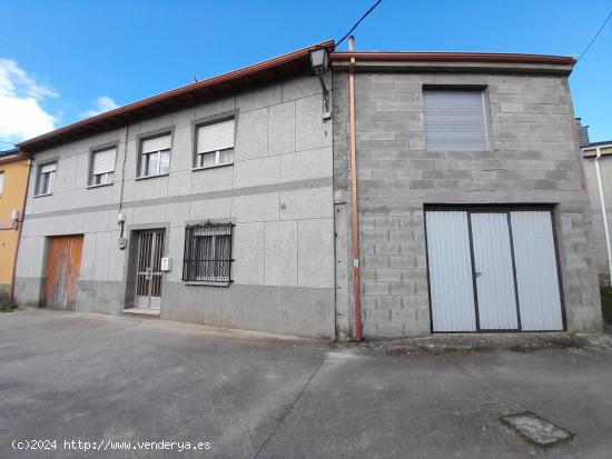 **OPORTUNIDAD**  SE VENDE CASA CON FINCA EN DEHESAS - LEON