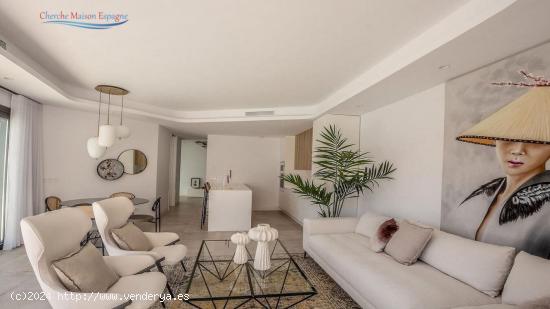 Villa con Piscina y Solarium Orihuela Costa . - ALICANTE