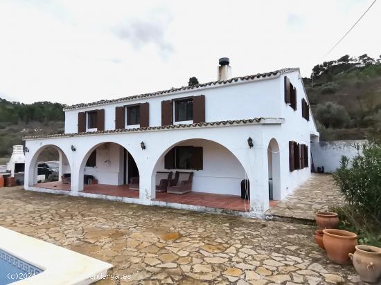 **Espectacular Chalet en Venta en Alcoy** - ALICANTE