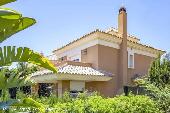 ESPECTACULAR CHALET EN MARBELLA - MALAGA