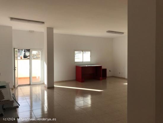 LOCAL COMERCIAL CON TERRAZA EN INCA - BALEARES