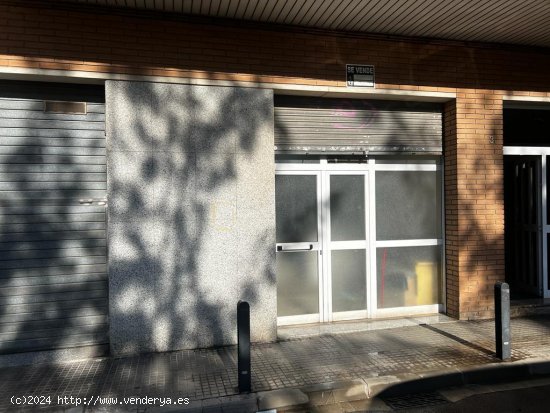 Local comercial en venta  en Cornellà de Llobregat - Barcelona