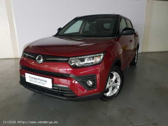  SsangYong Tivoli ( G12 Urban Plus 4x2 )  - Granada 