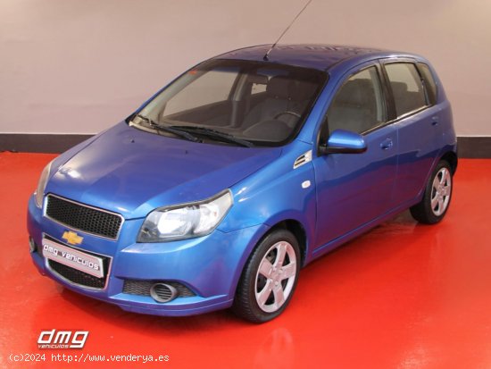 Chevrolet Aveo 1.2 16v LS - Rubí