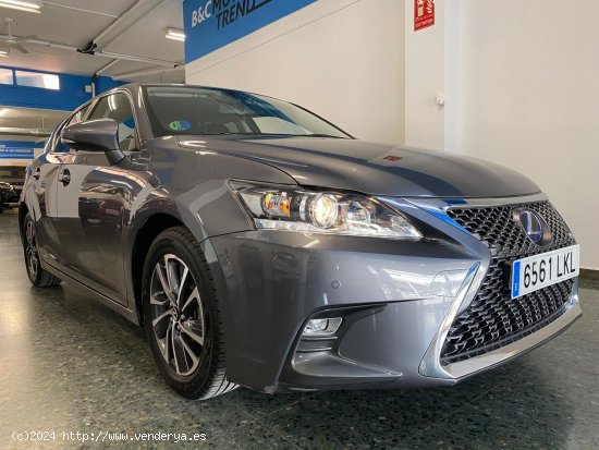 Lexus CT 200h BUSINESS - Castelldefels