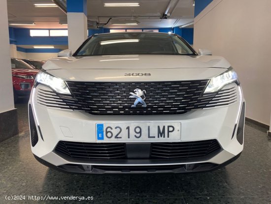 Peugeot 3008 Hybrid 1.6 ALLURE AUTO 225cv - Castelldefels