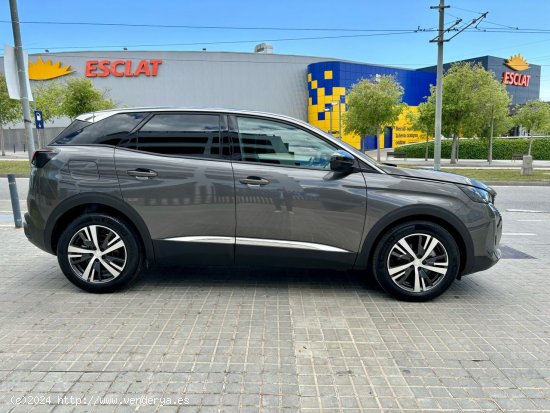 Peugeot 3008 1.2 Allure Pack 1.2 Puretech Aut - Sant Just Desvern