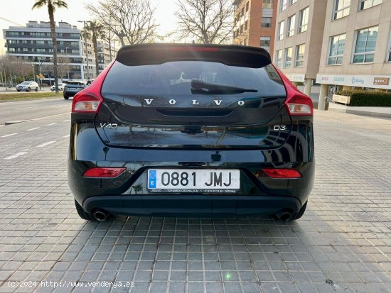 Volvo V40 D3 Momentum 150cv Auto - Sant Just Desvern