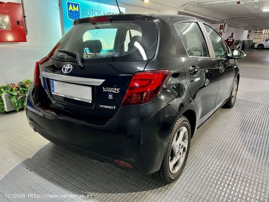 Toyota Yaris 1.5 Advance. Perfecto a toda prueba. Baterias nuevas ! - Barcelona