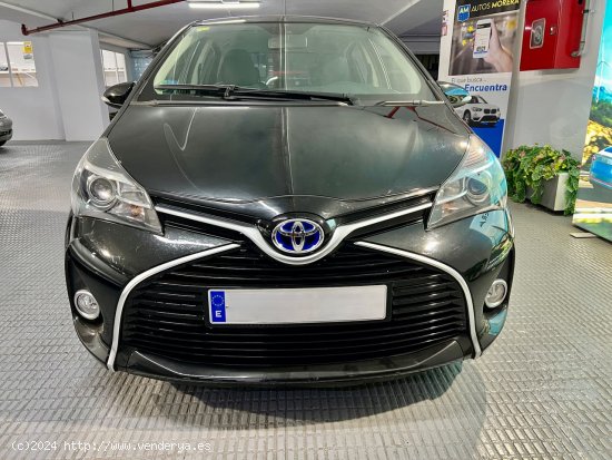 Toyota Yaris 1.5 Advance. Perfecto a toda prueba. Baterias nuevas ! - Barcelona