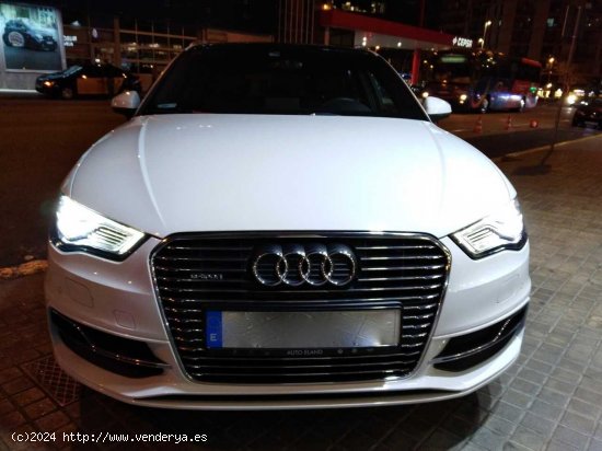 Audi A3 Sportback e-tron 1.4 TFSI S LINE - Barcelona