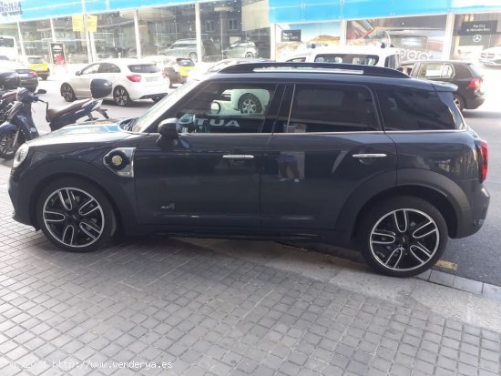 MINI Countryman COOPER S E ALL4 - Barcelona