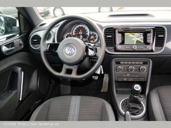 Volkswagen Beetle 2.0 TDI - Barcelona