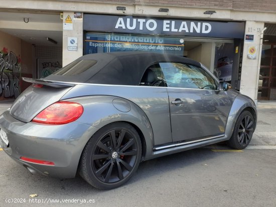 Volkswagen Beetle Cabrio 2.0 TSI DSG - Barcelona