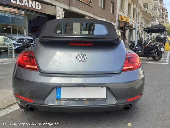 Volkswagen Beetle Cabrio 2.0 TSI DSG - Barcelona