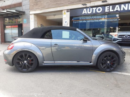 Volkswagen Beetle Cabrio 2.0 TSI DSG - Barcelona