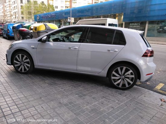 Volkswagen Golf  GTE 1.4 TSI - Barcelona