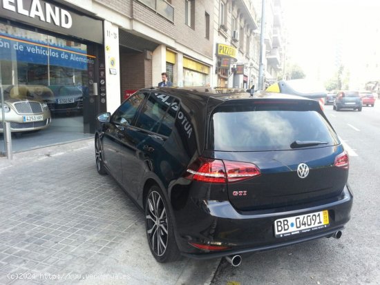 Volkswagen Golf VII 2.0 GTI Performance - Barcelona