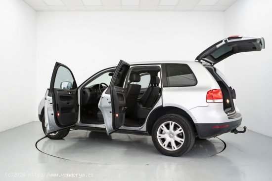 Volkswagen Touareg 3.0TDI V6 225CV - El Campello