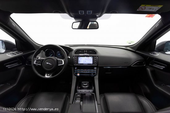 Jaguar F-Pace 2.0 D 180 cv AWD R-Sport - Toledo