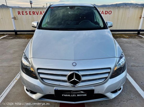 Mercedes Clase B 200 AUTO. con NAVEGADOR, LEVAS... - El Prat de Llobregat