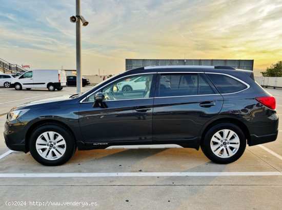 Subaru Outback 2.0 TD Executive Plus CVT Lineartron AWD - El Prat de Llobregat