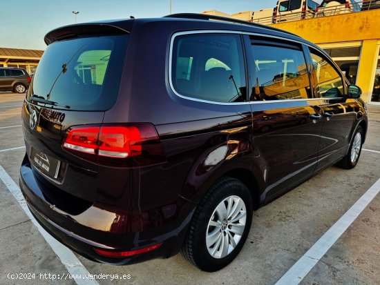 Volkswagen Sharan 2.0 TDi ADVANCE 7 PLAZAS con TECHO SOLAR! - El Prat de Llobregat