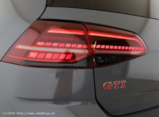 Volkswagen Golf  2.0 TSI GTI - Barcelona