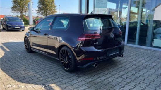 Volkswagen Golf 2.0 TSI GTI Performance - Barcelona