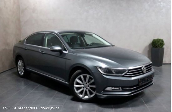 Volkswagen Passat Lim. 2.0 TSI BMT DSG HL - Barcelona