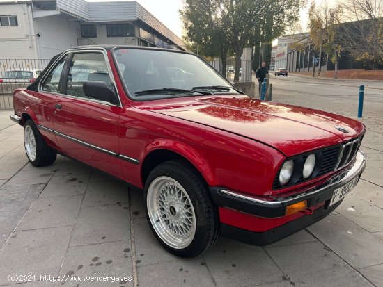 BMW Serie 3 318 BAUR Targa-Cabrio - Sant Cugat del Vallès