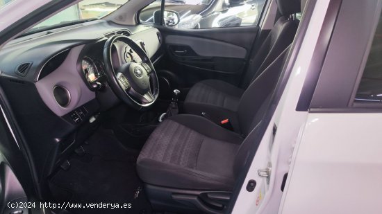 Toyota Yaris 1.3 100 cv - El Prat de Llobregat