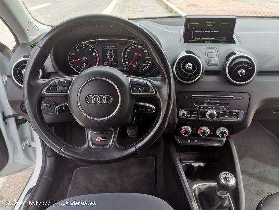 Audi A1  Sportback Adrenalin 1.0 TFSI 70kW S tron Sportback - Barcelona