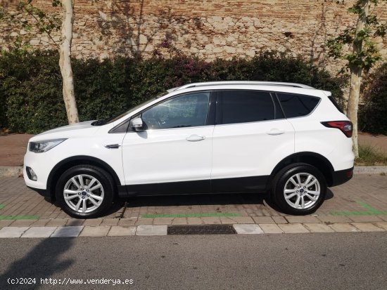 Ford Kuga 1.5 EcoBoost GASOLINA 180 CV 4x4 Trend Automático - Barcelona