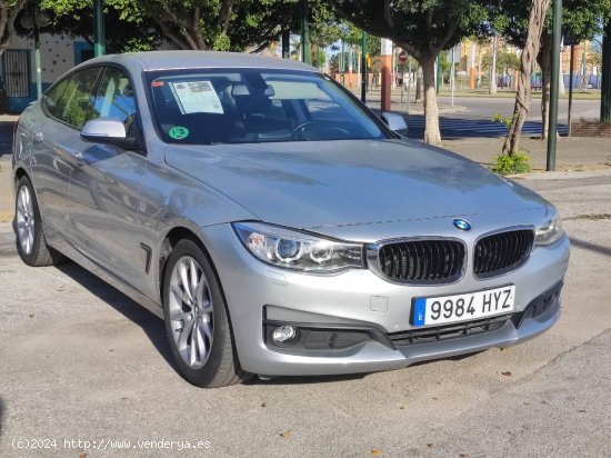  BMW Serie 3 318dA Gran Turismo Nacional Certificado en km y carrocería - Málaga 