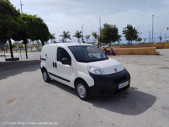  Fiat Fiorino Cargo FIAT Fiorino Cargo Base 1.3 Mjet 80 CV MT5 E6 - Málaga 